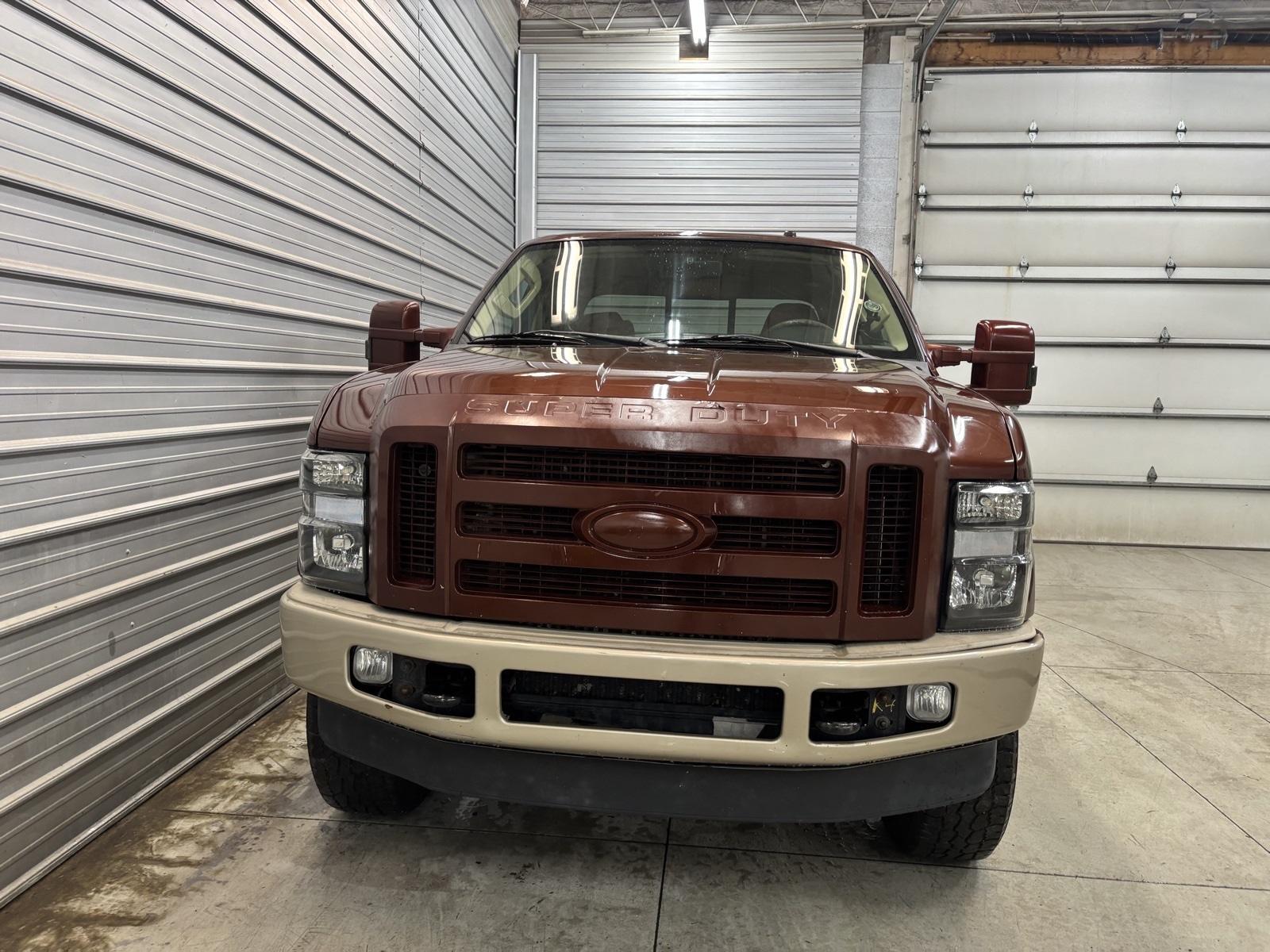 2008 Ford F-350 photo 2