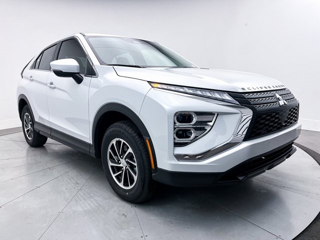 2025 Mitsubishi Eclipse Cross ES's photo