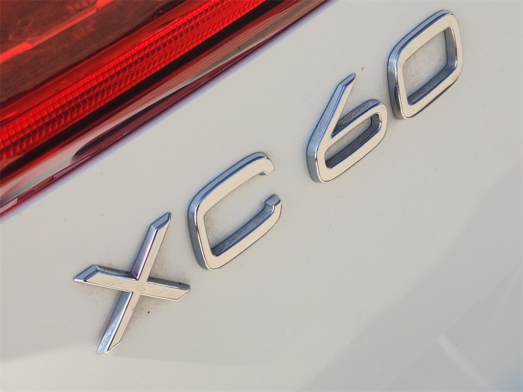 2019 Volvo XC60 T6 Inscription - 11