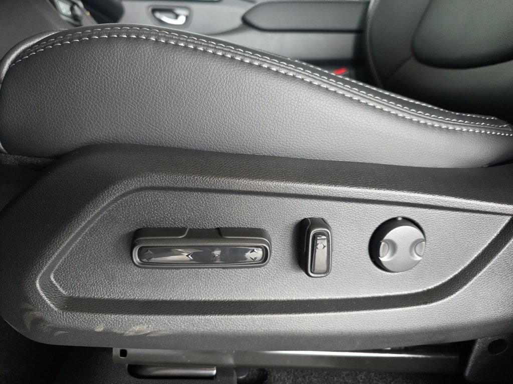 Thumbnail: 2026 Honda Passport - 11