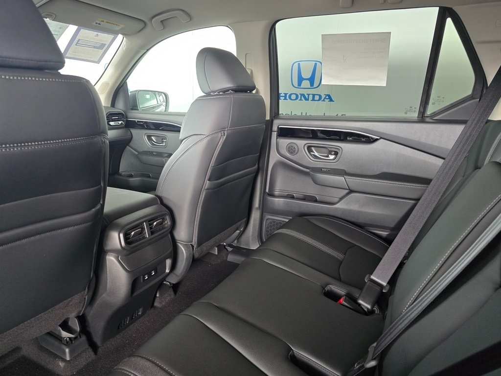 Thumbnail: 2026 Honda Passport - 17