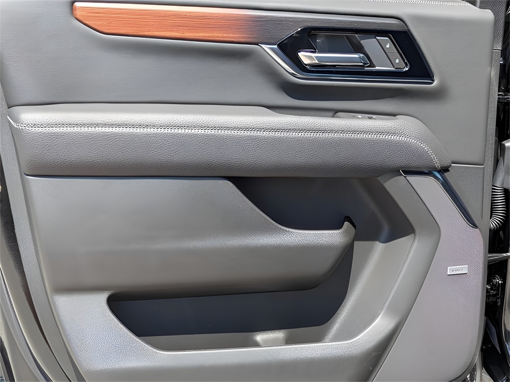 New Car 2025 Gmc Yukon Xl  Denali For Sale Under $100,000 In Austin, Texas