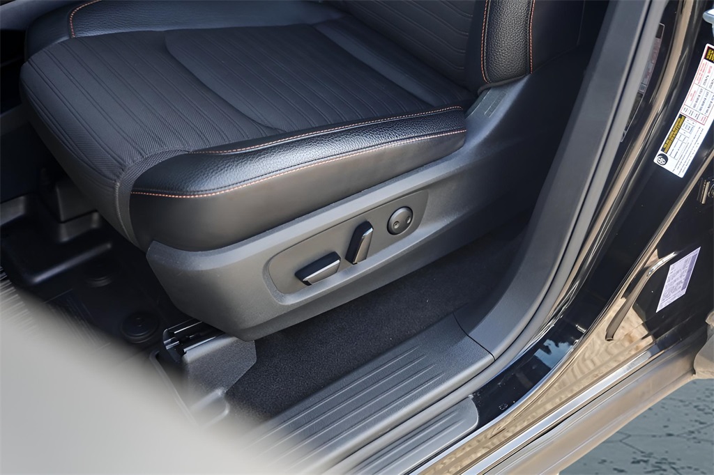 Used Car 2024 Nissan Pathfinder  Rock Creek For Sale Under $35,000 In Austin, Texas