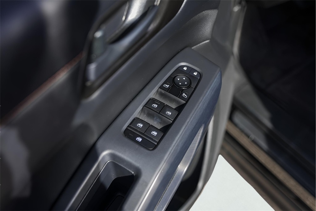 Used Car 2024 Nissan Pathfinder  Rock Creek For Sale Under $35,000 In Austin, Texas