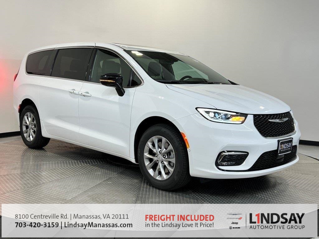 2026 Chrysler Pacifica Select AWD