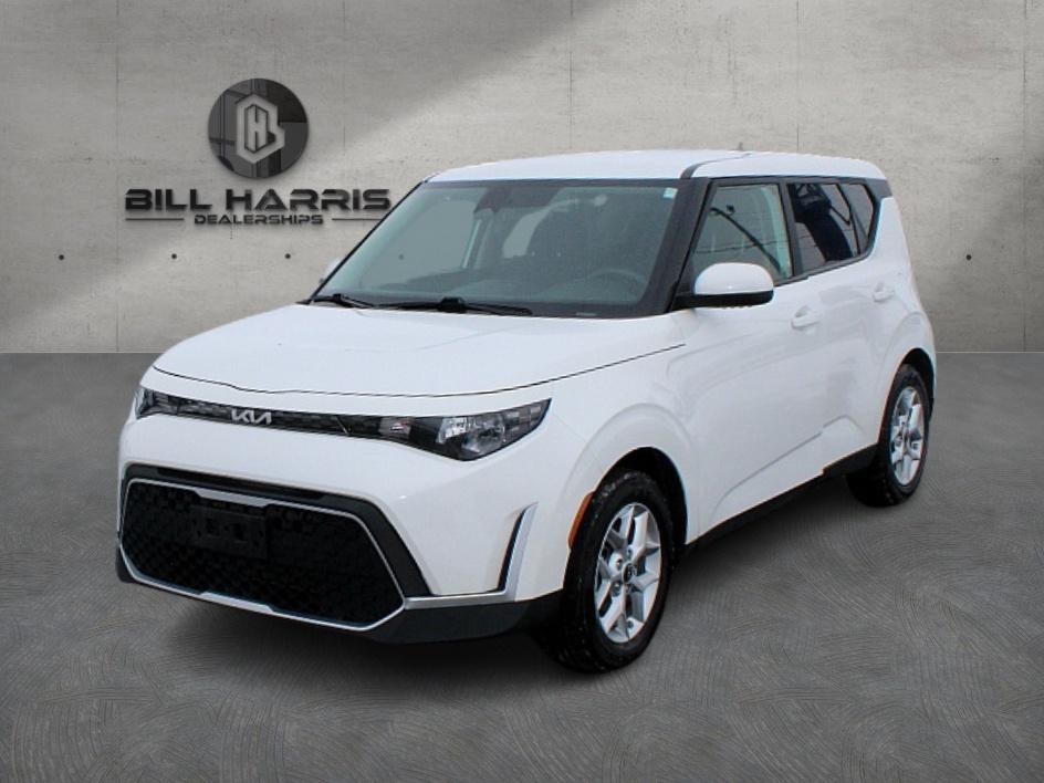 2023 Kia Soul LX FWD