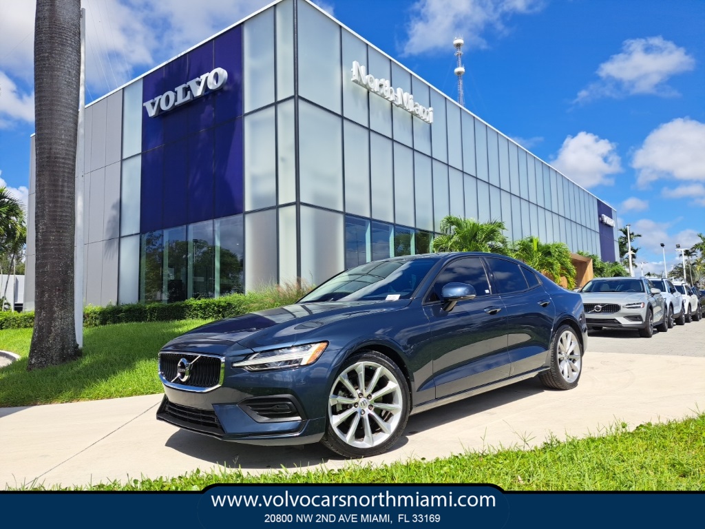 2019 Volvo S60 T5 Momentum