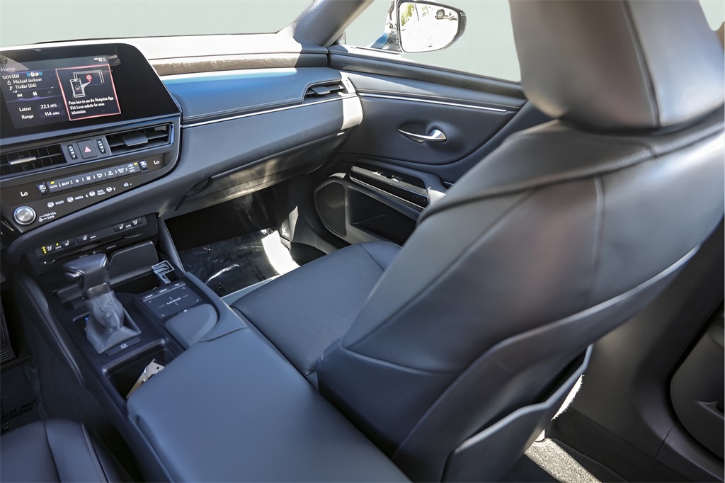 Used Car 2022 Lexus Es  350 For Sale Under $40,000 In Austin, Texas