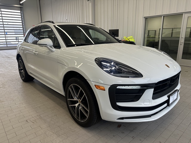 2024 Porsche Macan AWD