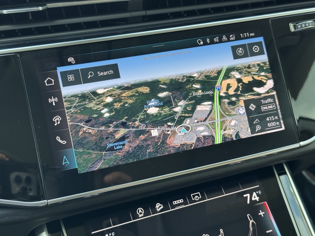 2025 Audi Q8 55 Premium Plus photo 2