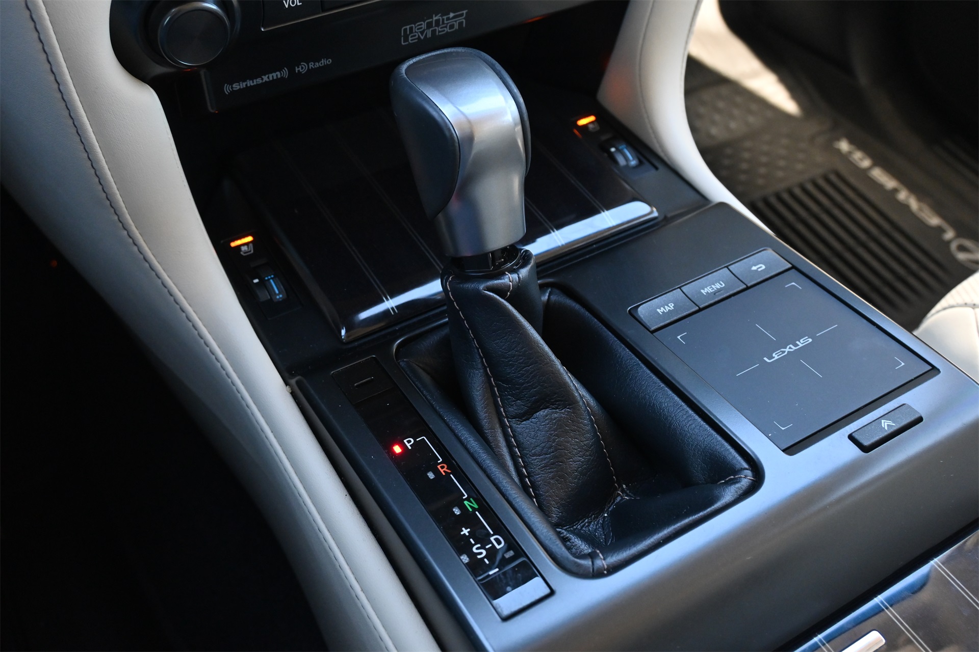 2023 Lexus GX 460 White at Westside Lexus