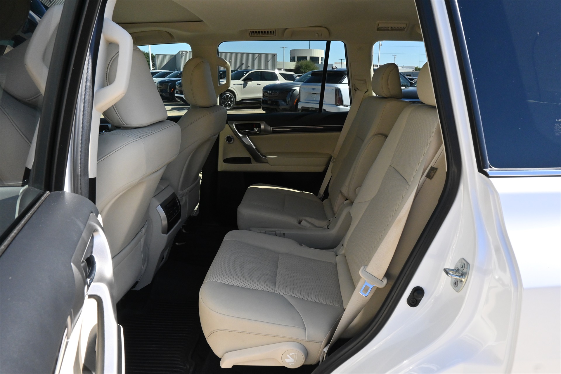2023 Lexus GX 460 White at Westside Lexus