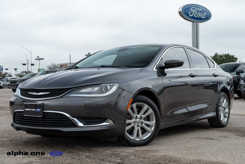 2016 Chrysler 200 Limited Sedan FWD