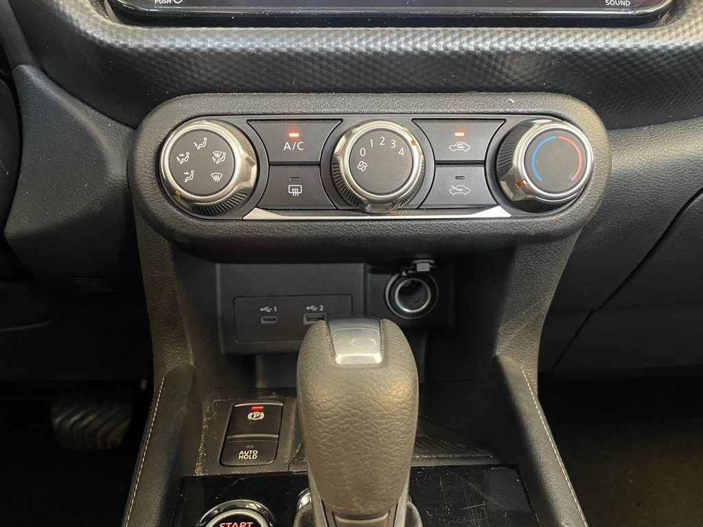 Thumbnail: 2024 Nissan Kicks - 12