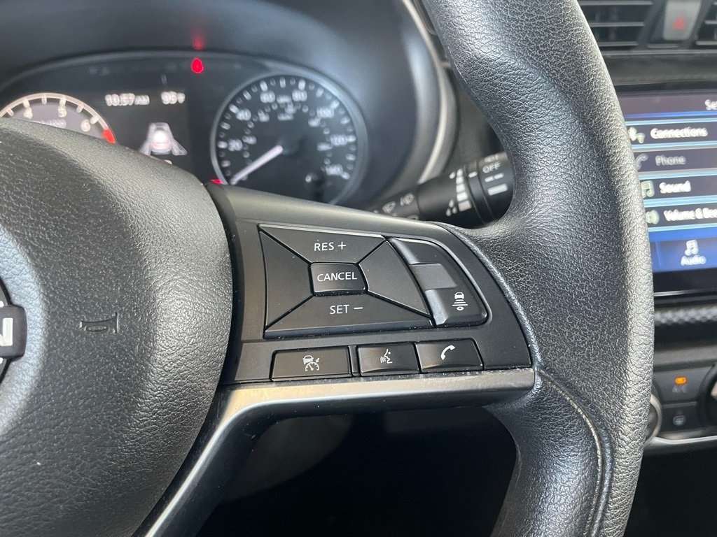 Thumbnail: 2024 Nissan Kicks - 18