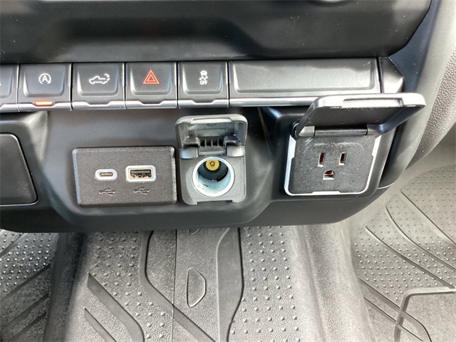 Used Car 2022 Chevrolet Silverado 1500  Custom For Sale Under $35,000 In San Antonio, Texas