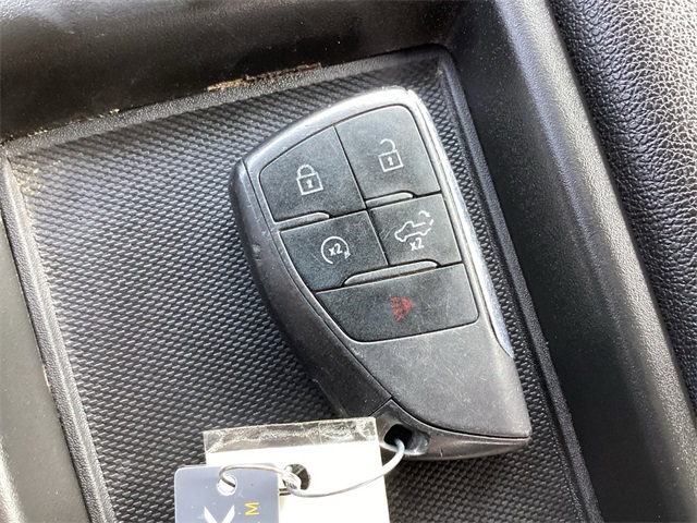 Used Car 2022 Chevrolet Silverado 1500  Custom For Sale Under $35,000 In San Antonio, Texas