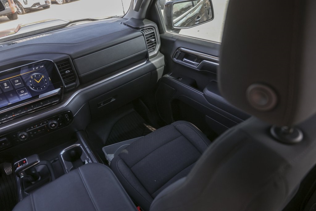 Used Car 2023 Chevrolet Silverado 1500  Lt Trail Boss For Sale Under $50,000 In Austin, Texas