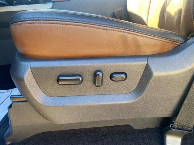 Used Car 2015 Ford F-350sd  Platinum For Sale Under $35,000 In San Antonio, Texas