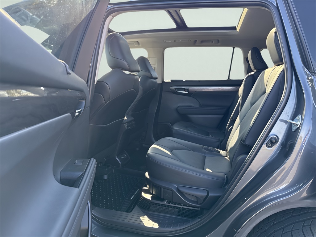 2023 Toyota Highlander Hybrid