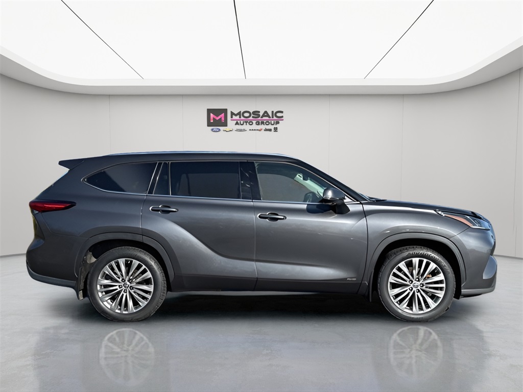 2023 Toyota Highlander Hybrid
