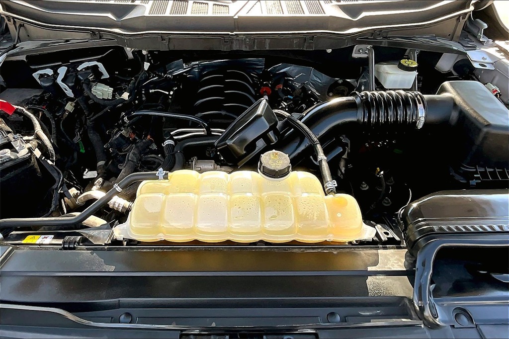 2023 Ford F-150 XLT - 9