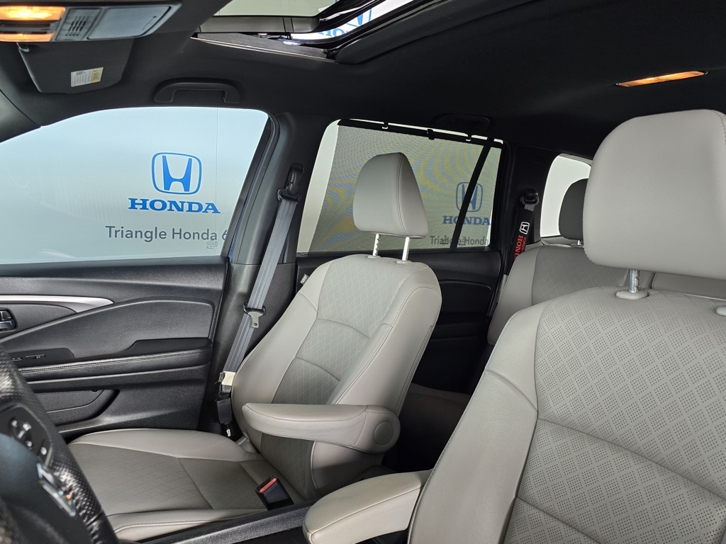 Thumbnail: 2020 Honda Passport - 15