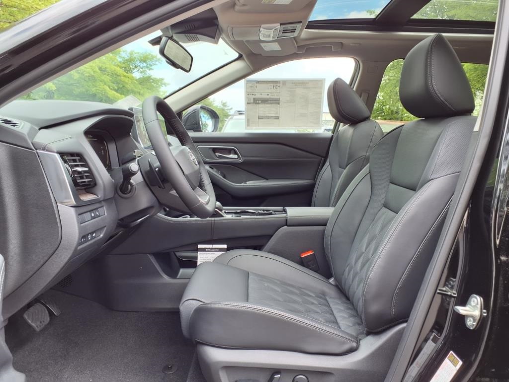 2025 Nissan Murano SL photo 2
