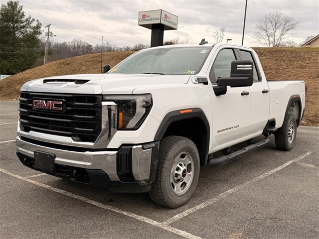 2024 GMC Sierra 2500HD Pro Double Cab 4WD