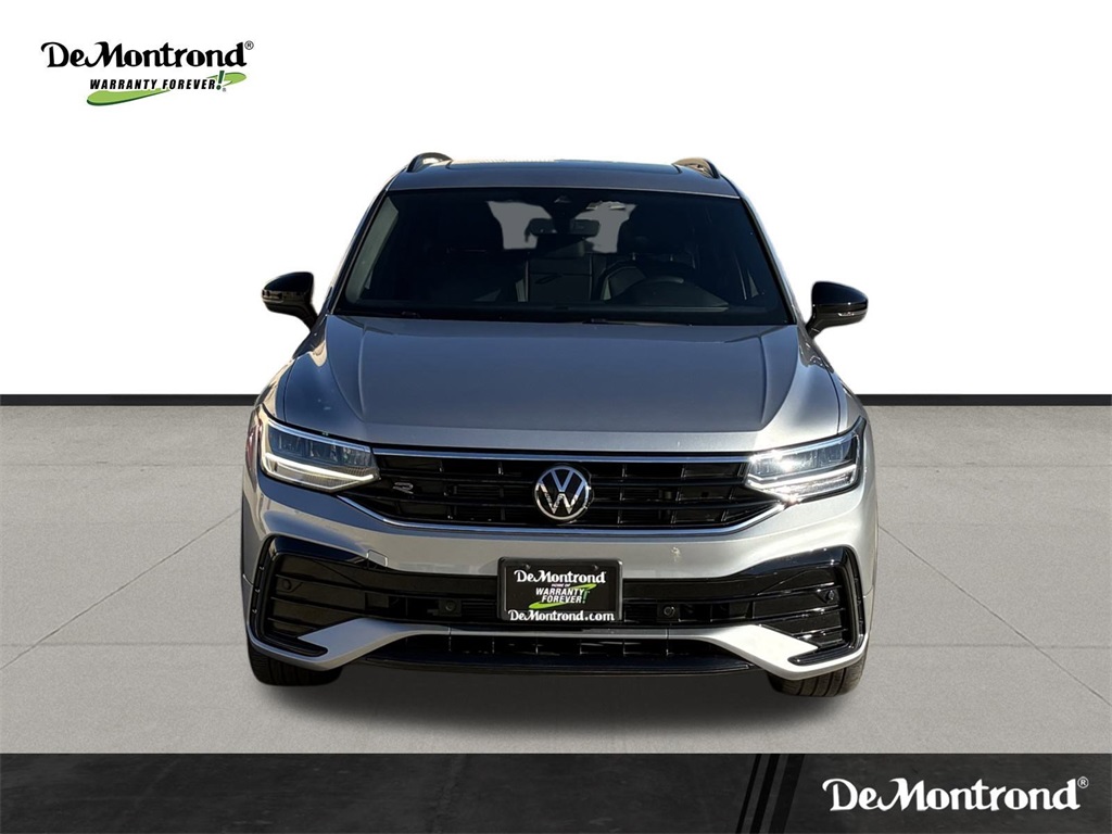 2023 Volkswagen Tiguan 2.0T SE R-Line Black Silver at DeMontrond Auto Country