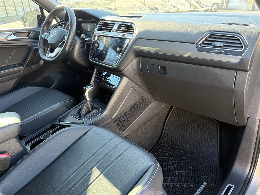 2023 Volkswagen Tiguan 2.0T SE R-Line Black Silver at DeMontrond Auto Country