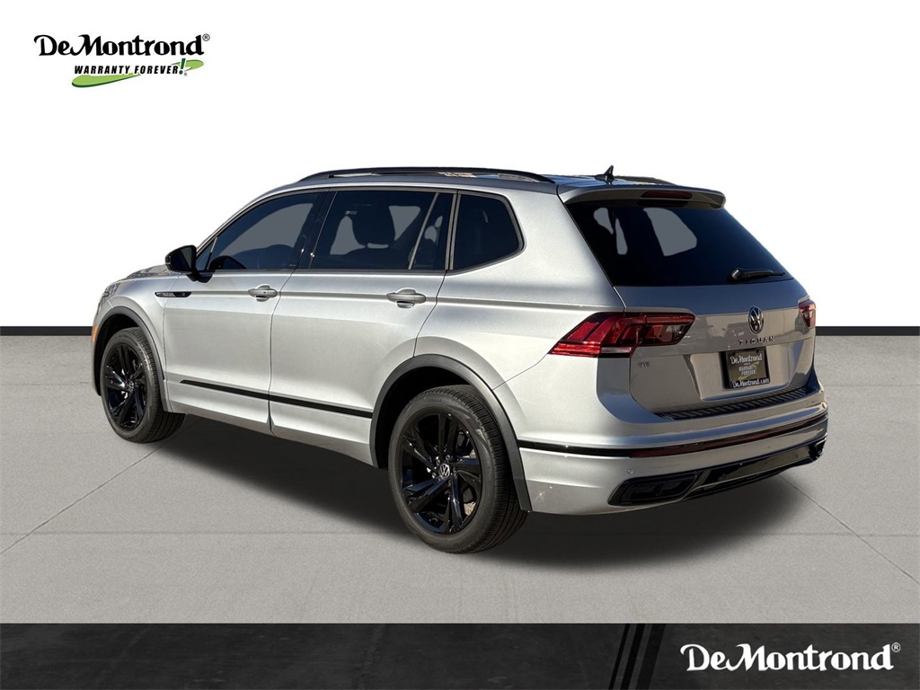 2023 Volkswagen Tiguan 2.0T SE R-Line Black Silver at DeMontrond Auto Country
