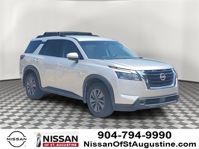 2024 Nissan Pathfinder SV