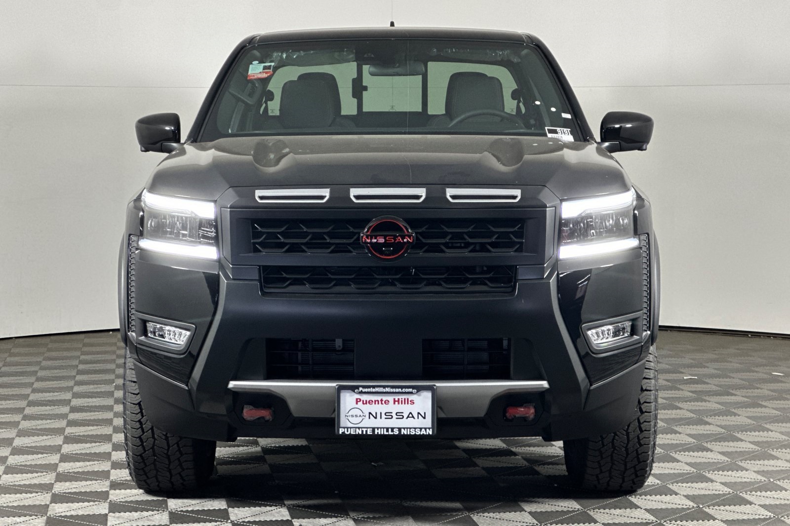 2026 Nissan Frontier PRO-X photo 4