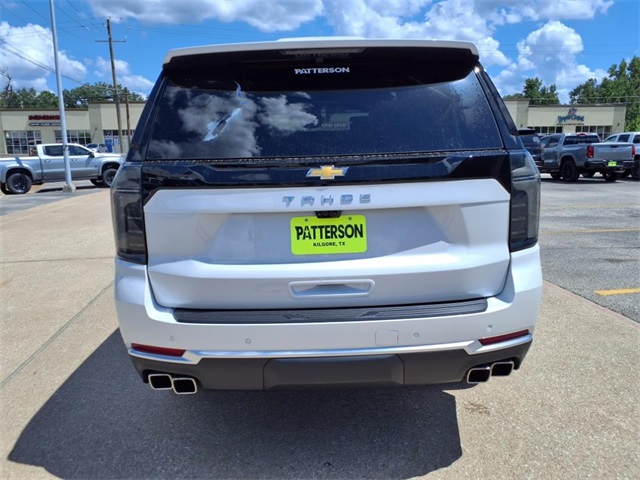 2025 Chevrolet Tahoe High Country photo 2