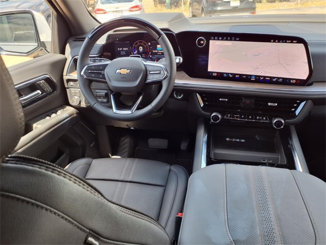 2025 Chevrolet Tahoe High Country photo 3