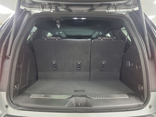 2023 – Chevrolet – Tahoe