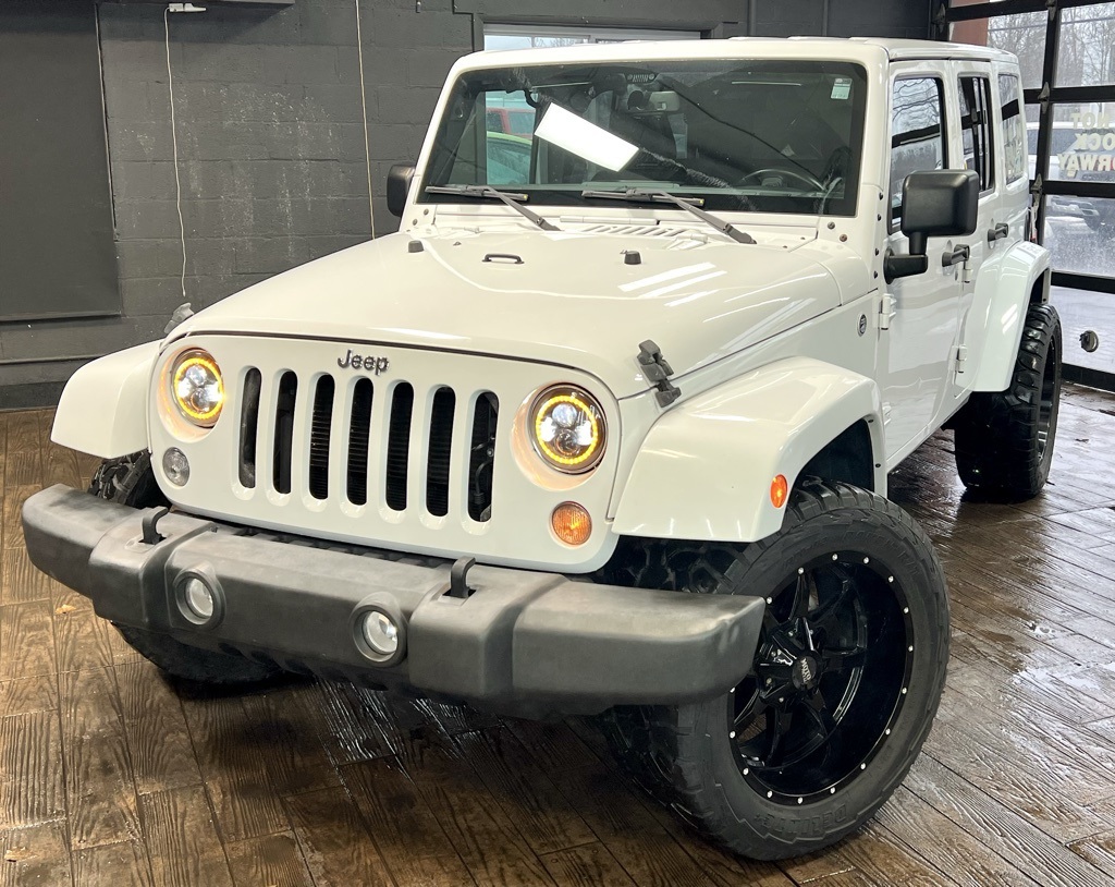 2015 Jeep Wrangler Unlimited Sahara's photo