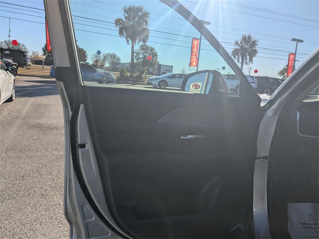 2025 Toyota Grand Highlander XLE Silver at Davis Toyota of Orangeburg