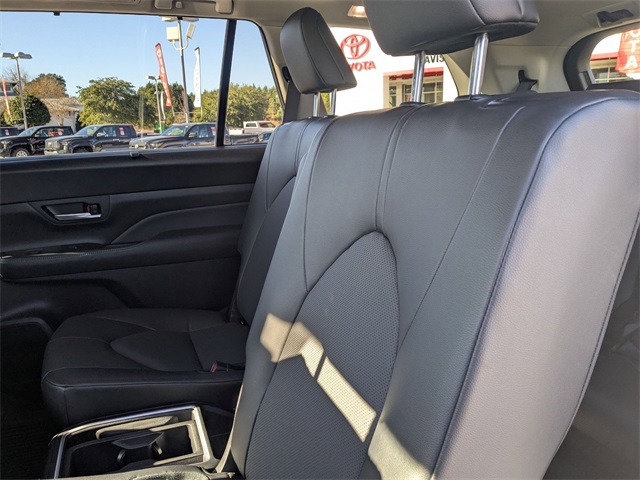 2025 Toyota Grand Highlander XLE Silver at Davis Toyota of Orangeburg