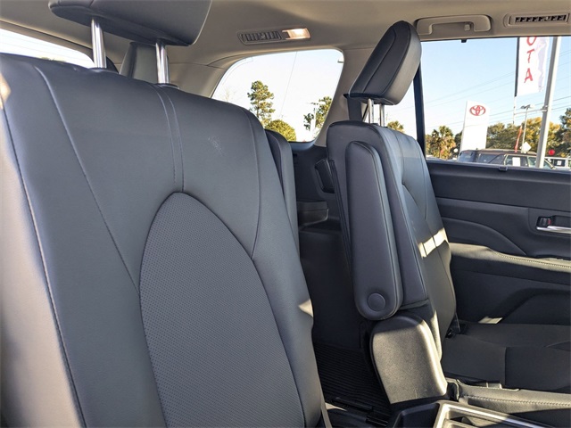 2025 Toyota Grand Highlander XLE Silver at Davis Toyota of Orangeburg