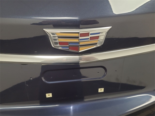 2019 – Cadillac – XT5