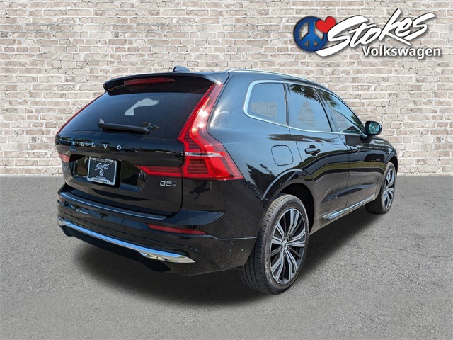 2023 Volvo XC60 B5 Plus Bright Theme - 3