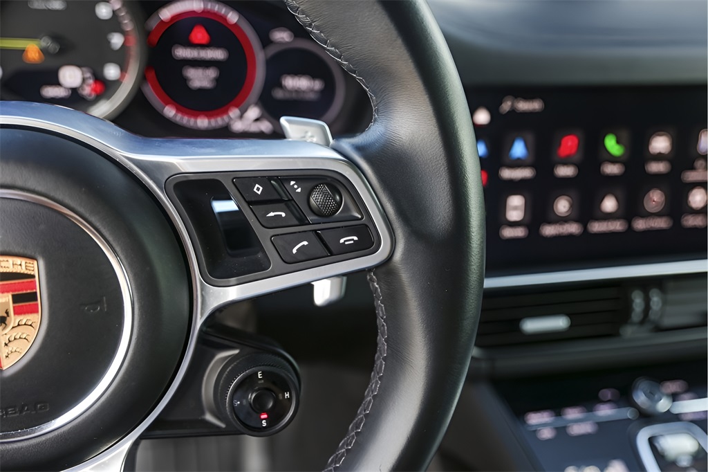 Used Car 2022 Porsche Cayenne E-hybrid  Platinum Edition For Sale Under $80,000 In Austin, Texas