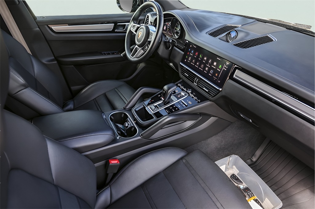 Used Car 2022 Porsche Cayenne E-hybrid  Platinum Edition For Sale Under $80,000 In Austin, Texas
