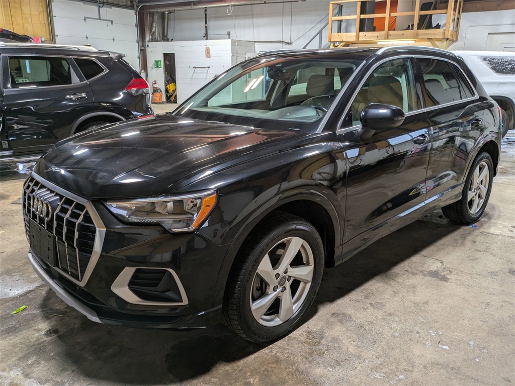 2020 Audi Q3 quattro Premium 45 TFSI