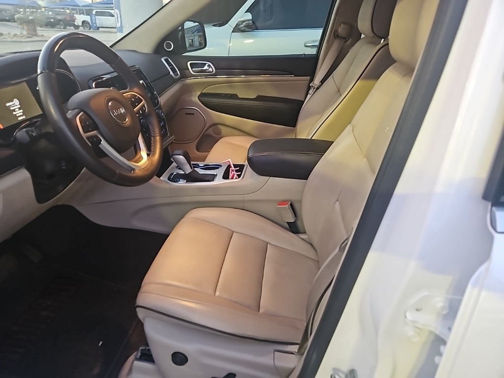 Used Car 2021 Jeep Grand Cherokee  Summit For Sale Under $35,000 In San Marcos, Texas