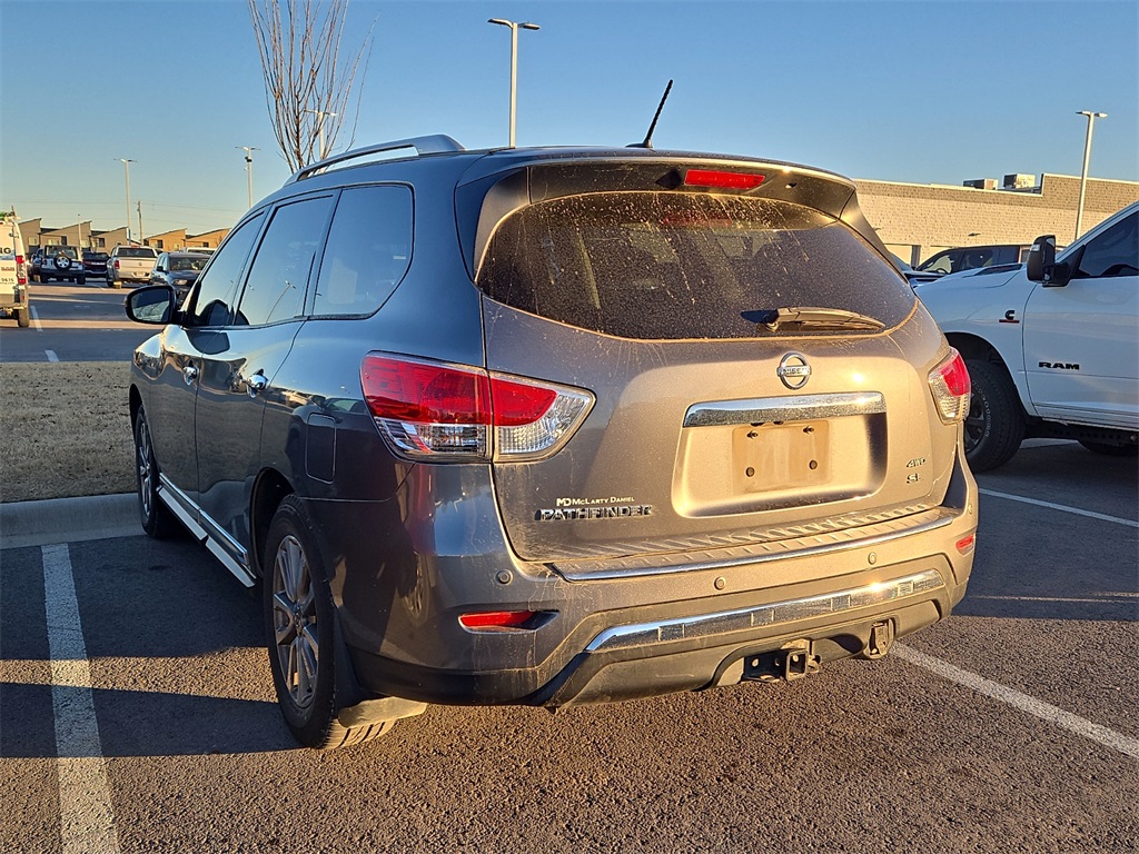 Used 2015 Nissan Pathfinder For Sale in Farmington, AR