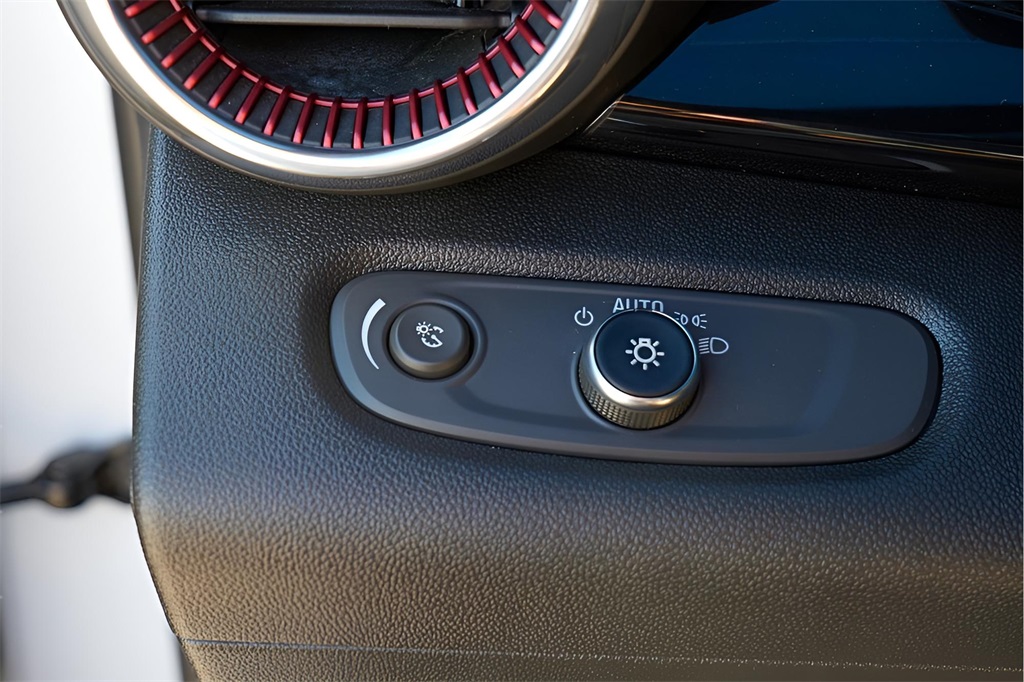 Used Car 2025 Chevrolet Trax  2rs For Sale Under $30,000 In Austin, Texas