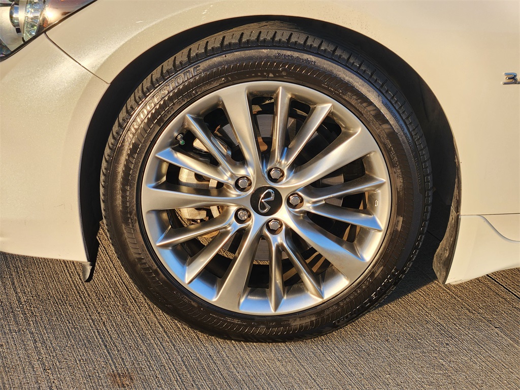 2020 INFINITI Q50 3.0t LUXE White at North Houston Mitsubishi